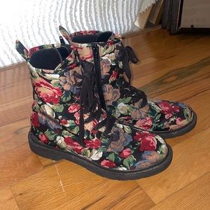 Floral boots